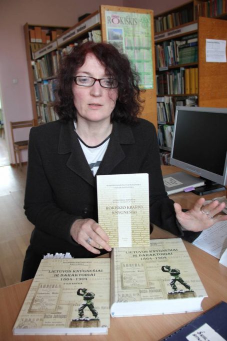 J. Keliuočio viešosios bibliotekos Bibliografijos ir informacijos skyriaus bibliotekininkė Audronė Tupalskienė.
