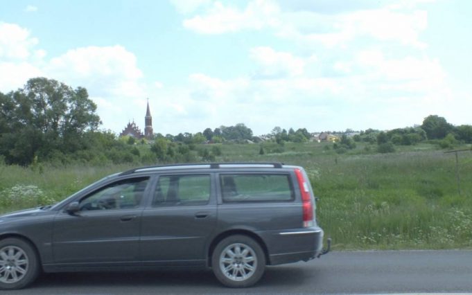 Nešienaujamos pievos puiki terpė erkėms veistis. L. Dūdaitės nuotr.