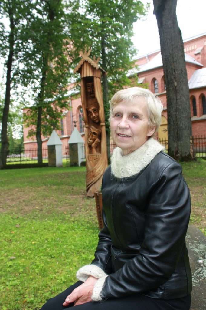 Ona Levandavičiūtė: „Jei ne kunigas J. Katelė, kas žinotų Panemunėlį?“ A. Minkevičienės nuotr.