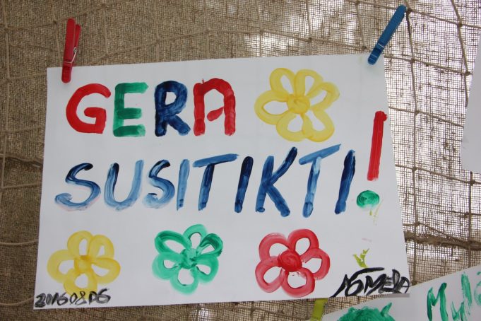 Kol suaugusieji klausėsi koncertavo, vaikai piešė. D. Zibolienės nuotr.