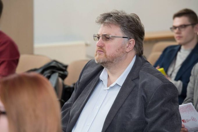 Iš Rokiškio kilęs politikas Romas Turonis.