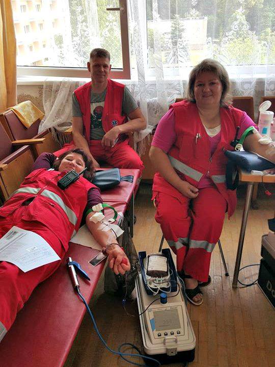 Padovanoti kraujo ketvirtadienį atėjo ir Rokiškio greitosios medicinos pagalbos skyriaus darbuotojai. Organizatorių archyvo nuotr.