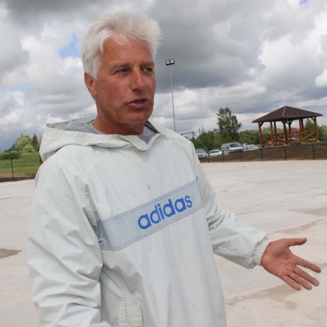 „Į šią šventę norisi pritraukti visus“, – sakė Stasys Mekšėnas. Redakcijos archyvo nuotr.