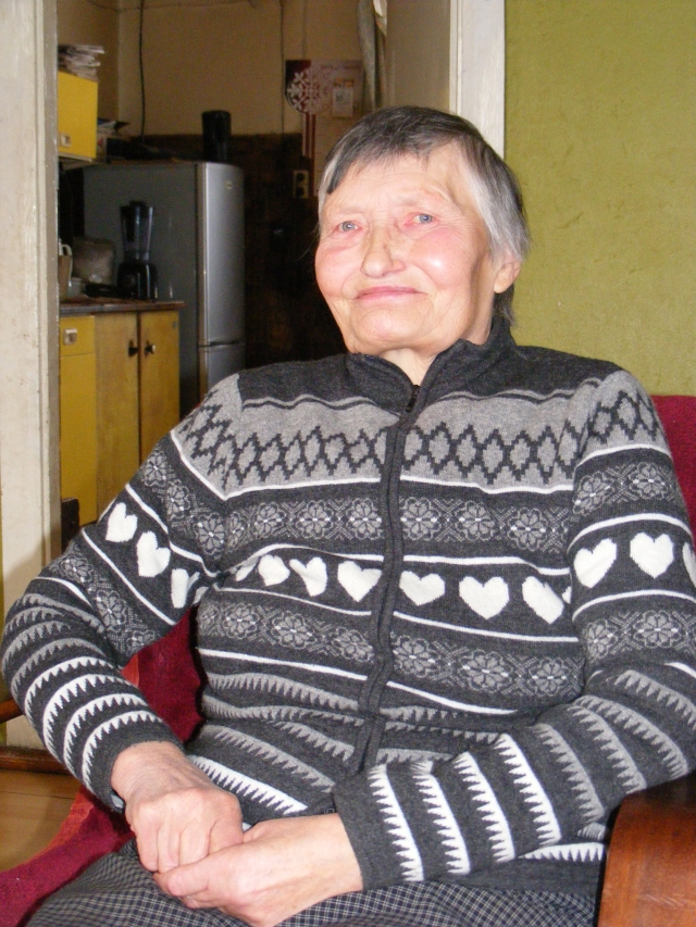 Už vaistinės sugrąžinimą pasisakanti Ona Juknienė pirmoji ėmėsi iniciatyvos ir surinko 300 gyventojų parašų. A. Mackuvienės nuotr.